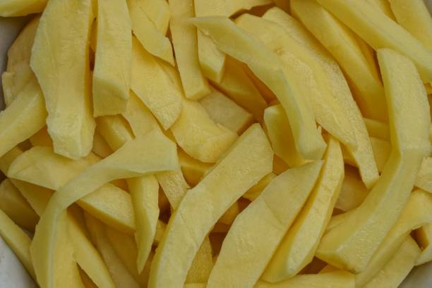 تصویر 4 از سیب زمینی نیمه آماده ۱۰ کیلویی مناسب استفاده صنعتی و فست‌ فود